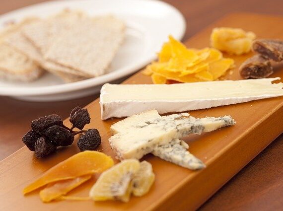 Creating the Perfect Cheese Platter